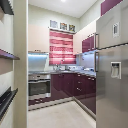 Apartment Stylish 2 Bd Urban Retreat Near Panormou Metro Athens