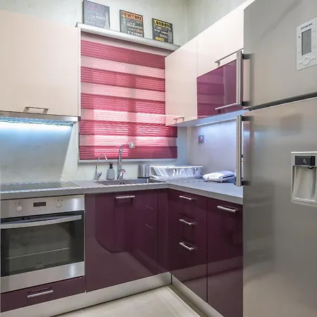 Apartment Stylish 2 Bd Urban Retreat Near Panormou Metro Athens