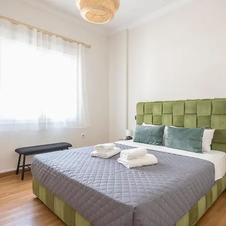 Apartment Stylish 2 Bd Urban Retreat Near Panormou Metro Athens